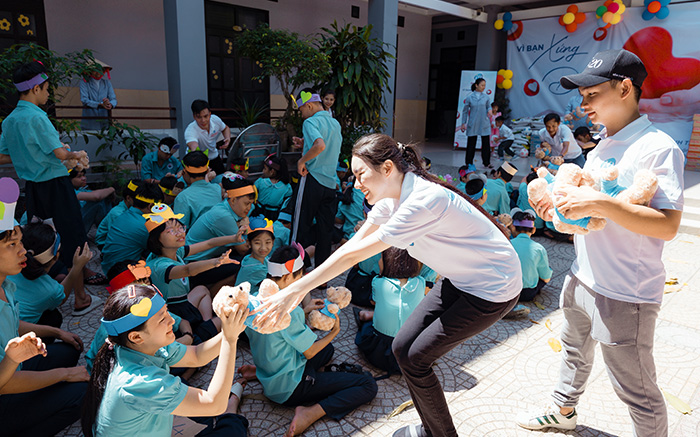 Biểu tượng lịch sử giao dịch, thể hiện tính minh bạch về hoạt động tài chính và cá cược